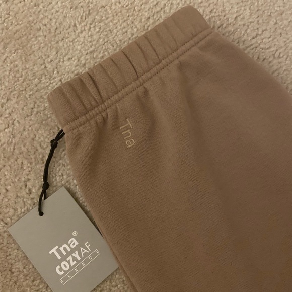 TNA Cozy Fleece High-Rise Sweatpants - New! - Picture 5 of 7